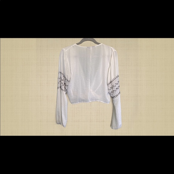 H&M crop top - Picture 2 of 2